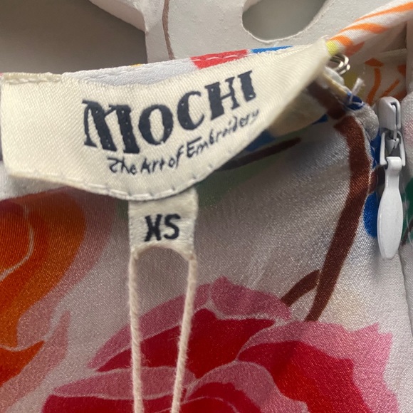 All Things Mochi White Floral Silk Clara skirt XS - Picture 9 of 15